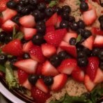 berries and quinoa_salad